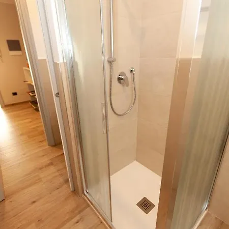 Διαμέρισμα Rossini15 - Garage Privato Άλμπα