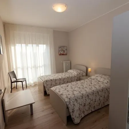 Rossini15 - Garage Privato * Άλμπα